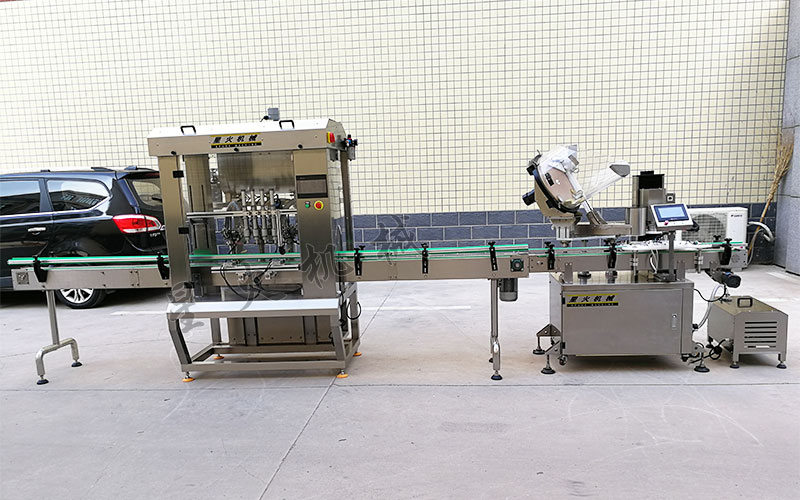 辣椒醬灌裝封口機(jī)設(shè)備展示