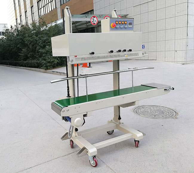 星火自動(dòng)封口機(jī)設(shè)備展示